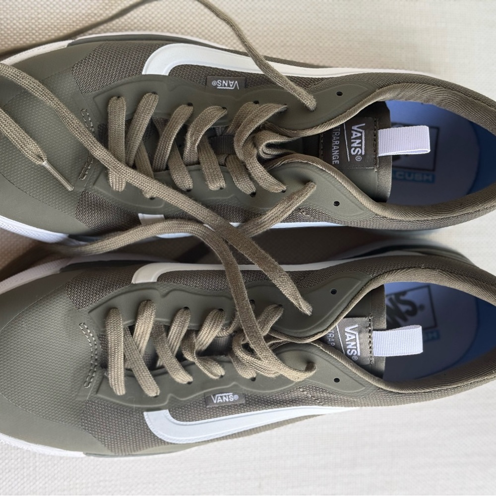 VANS Ultra Range, Olive Green, Size 12